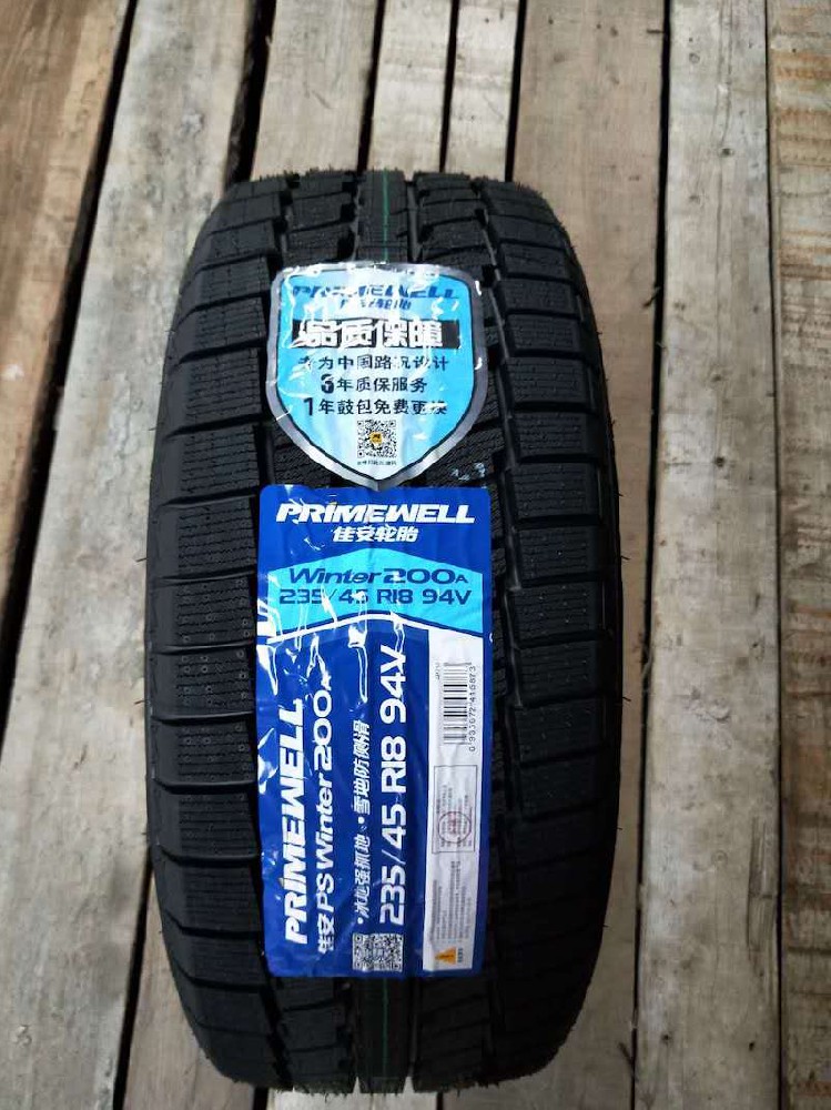  佳安 235/45R18 PSWInter200